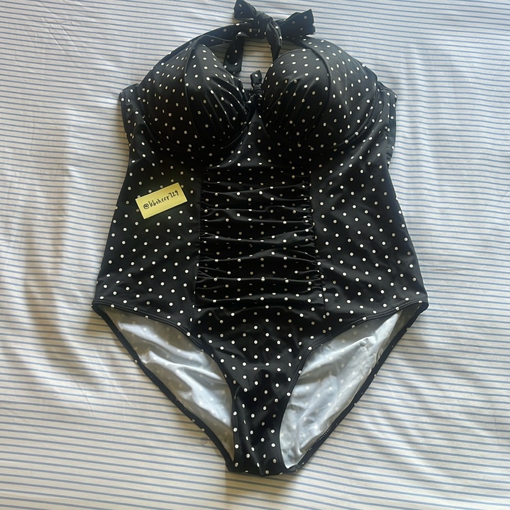 black and white polka dot one peice swimsuit
